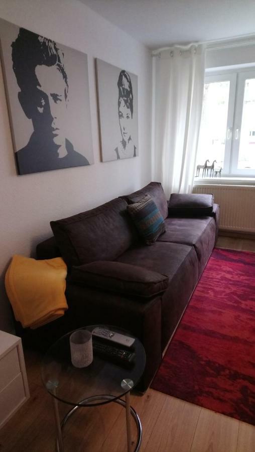 Ferienwohnung In Erfurt Mit Kleinem Balkon, 2 Schlafzimmer Buitenkant foto